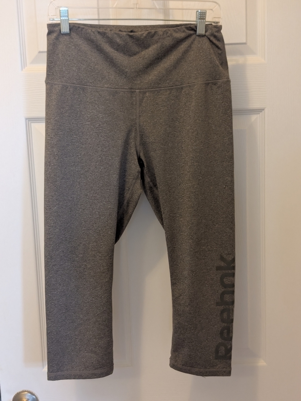 Reebok Cropped Leggings Women’s L Gray Heather | Capri Workout Yoga Pants